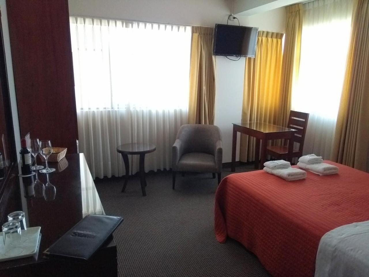 El Puerto Hotel 帕卡斯马约 外观 照片